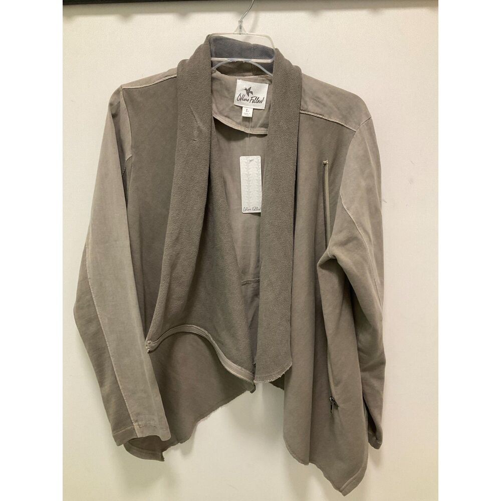 Others Follow NWT zippered tunic, textured size L